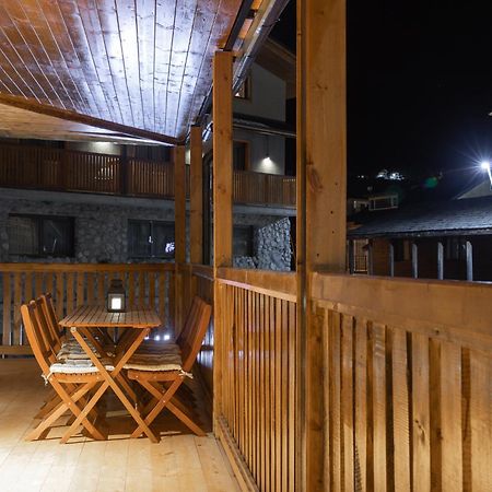 La Maison Mestia Eksteriør billede