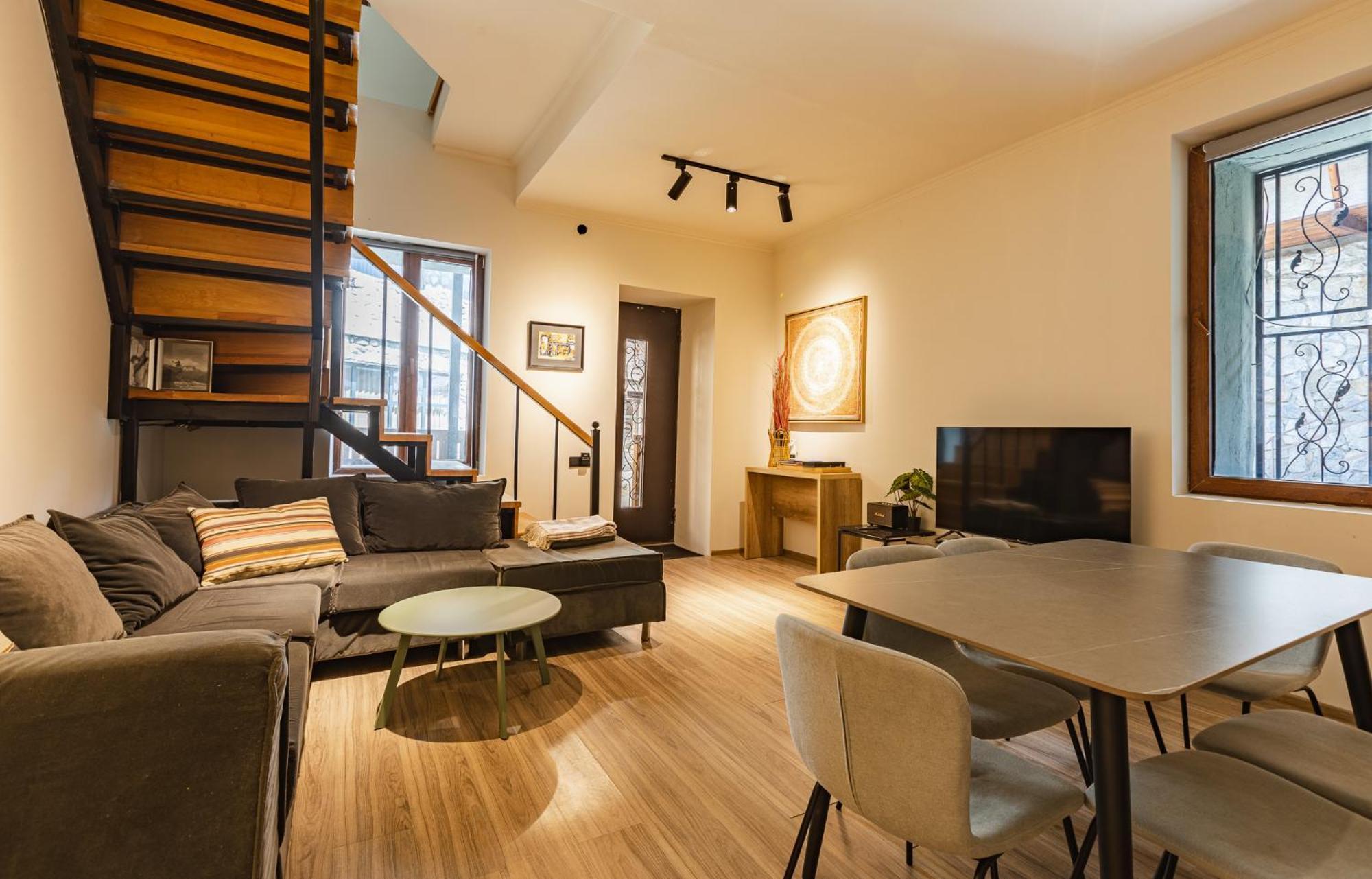 La Maison Mestia Eksteriør billede